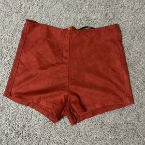 Velvety orange short shorts Signature 8